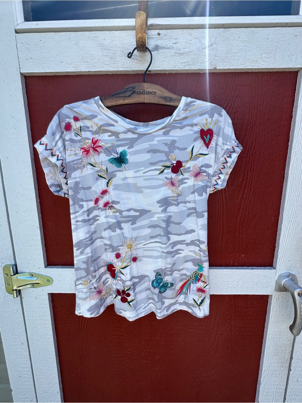 Johnny Was camo tee with embroidered pink and gold floral patch. XS, Runs large! - Picture 2 of 10
